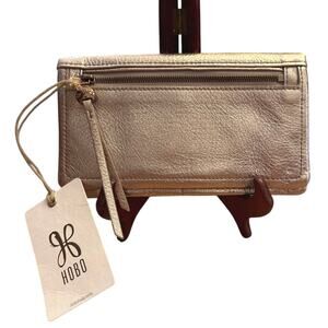 NWT HOBO Lumen Continental Wallet in Pink Gold Metallic Leather $128 Orig Retail